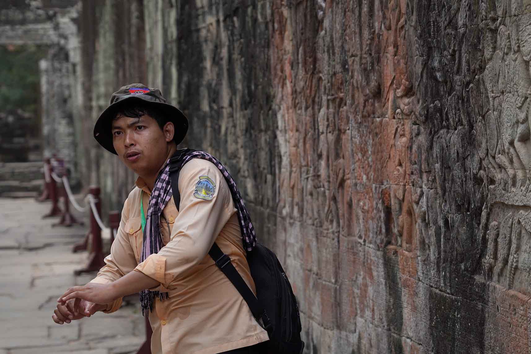 GUIDE ANGKOR